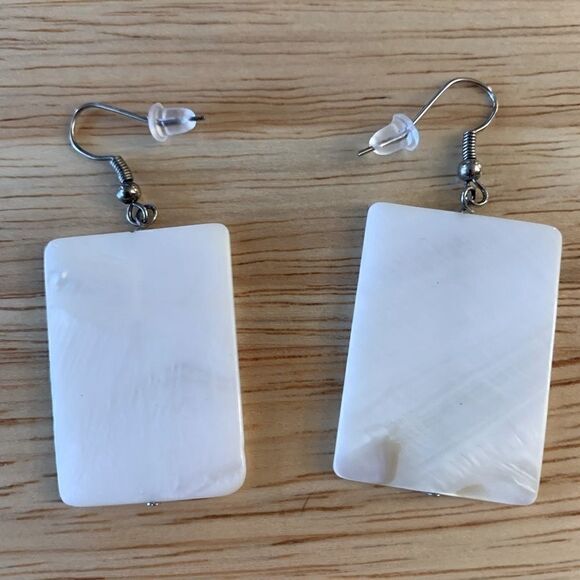 Mother of Pearl Rectangle Drop Dangle Pierced Earrings 2” - Picture 1 of 3